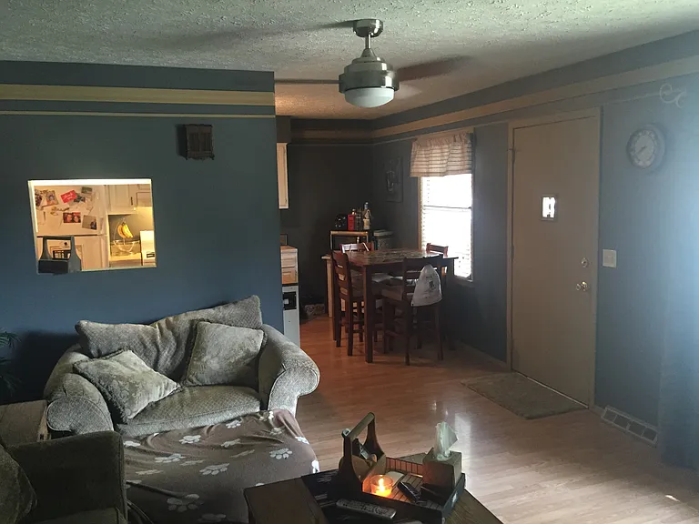 611 W Church St — Photo 5