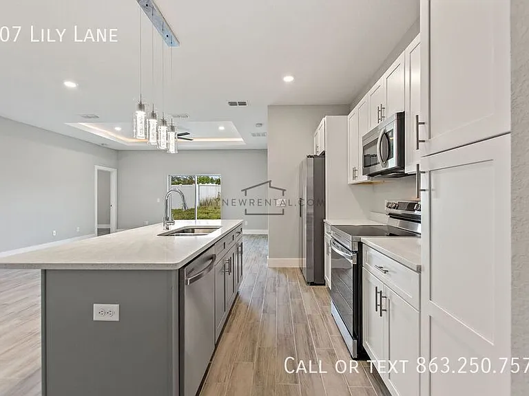 107 Lily Ln — Photo 17