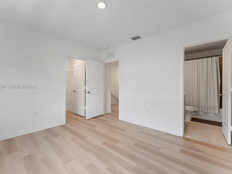 336 NW 8th Ct — Photo 26