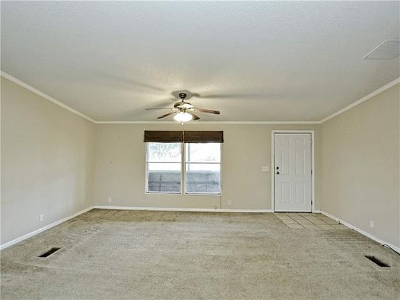 5th image of 491 Texas Oak Dr