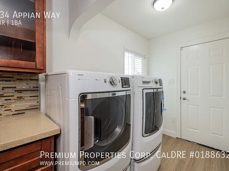 934 Appian Way — Photo 20