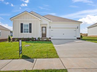 638 Shoemaker Ln, Clarksville, TN 37043