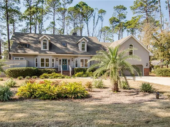 13 Fairlawn Ct, Hilton Head Island, SC 29926