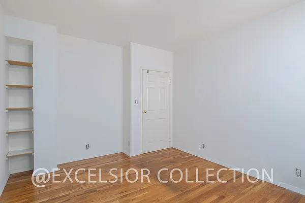 Rented by The Excelsior Collection LTD | media 14