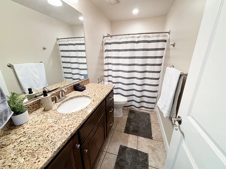 N Coral Ridge Dr — Photo 22