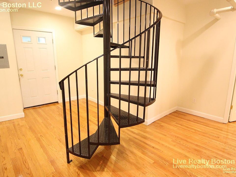 2nd image of 18 Euston St APT 1F
