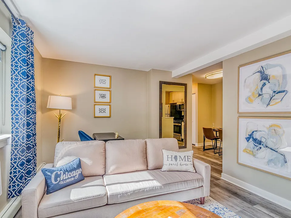 The Maynard at 5115 N Sheridan