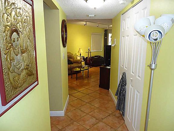 4th image of 15485 Miami Lakeway N #1022