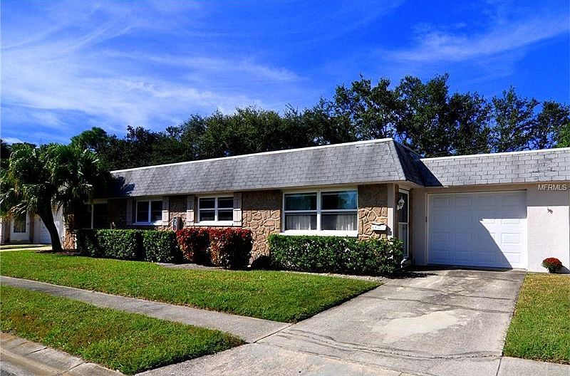 1st image of 1103 Cara Dr