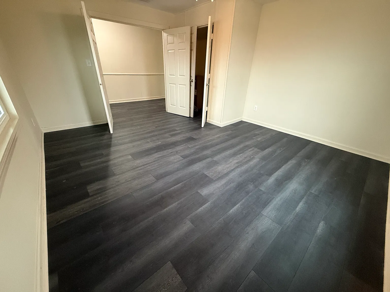 202 S Sampson Ave — Photo 2