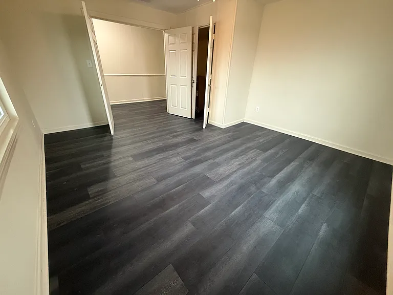 202 S Sampson Ave — Photo 2