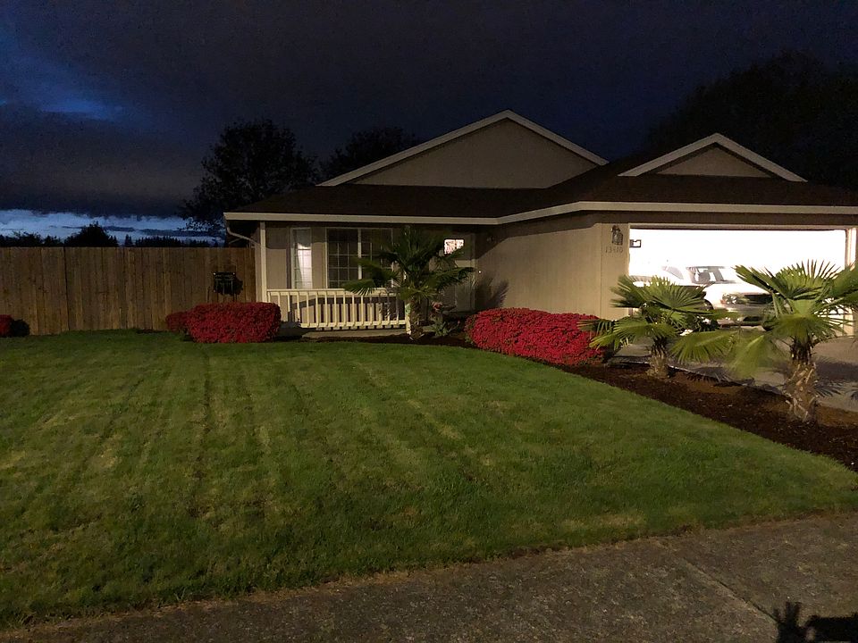 1st image of 13410 NE 77th St