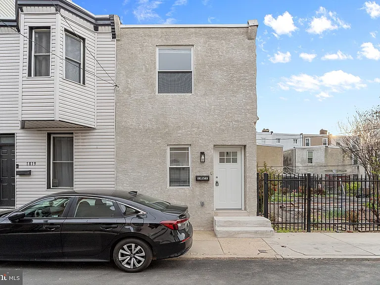 1821 E Oakdale St — Photo 10