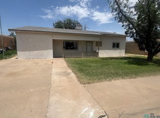 1104 W Runyan Ave, Artesia, NM 88210