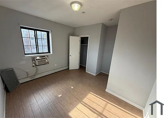 725 E 181st St #3A — Photo 6