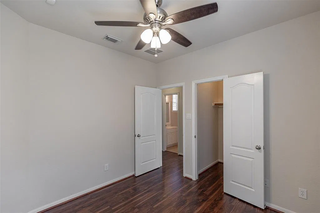 Glenkirk Pl, Sugar Land — Photo 4