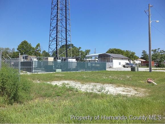 2nd image of 18807 E Old Shady Hills Rd