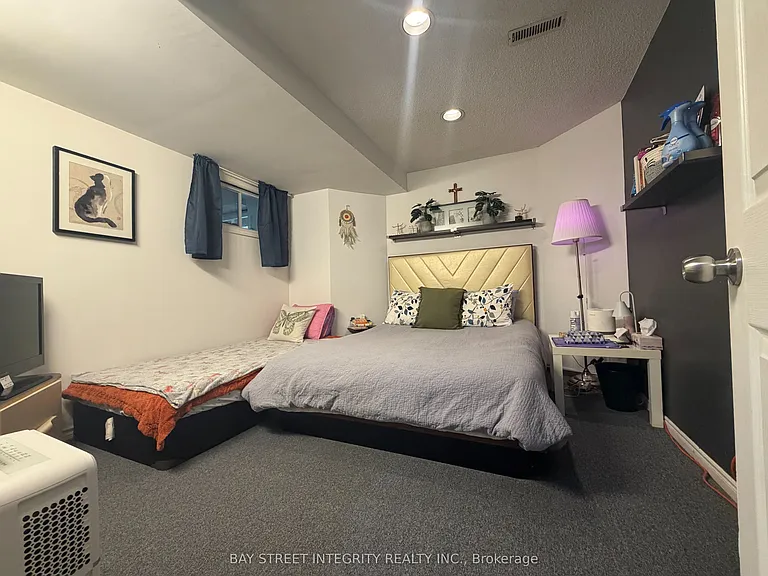5110 Nishga Ct — Photo 18
