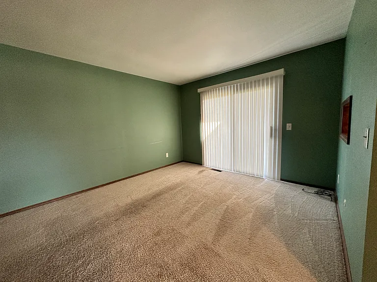 2502 Grange Dr — Photo 5