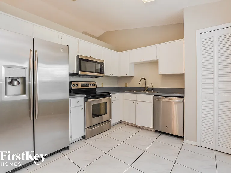 3257 Utah Dr — Photo 5