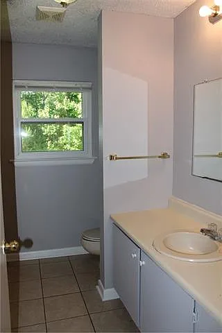 112 Mallard Dr — Photo 10