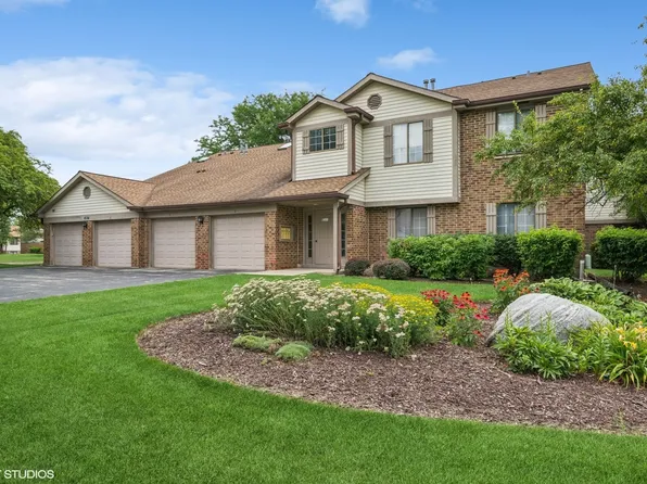 4141 N Pheasant Trail Ct Unit 1, Arlington Heights, IL 60004