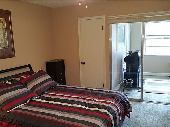 5th image of 10039 62nd Ave N APT 25