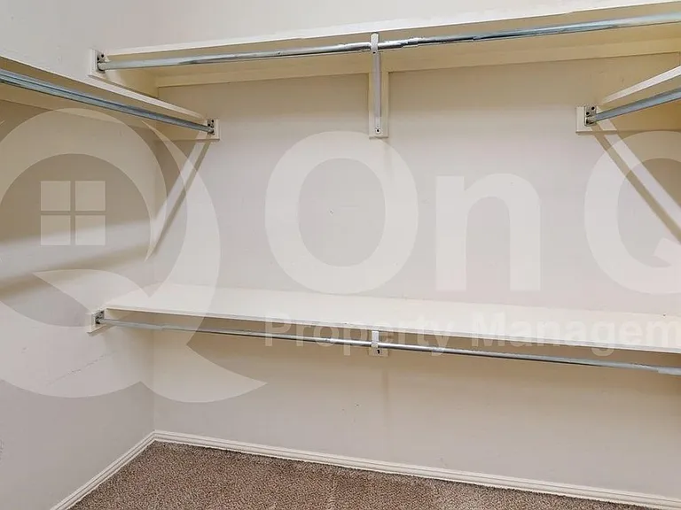 413 Driftwood Ct — Photo 17