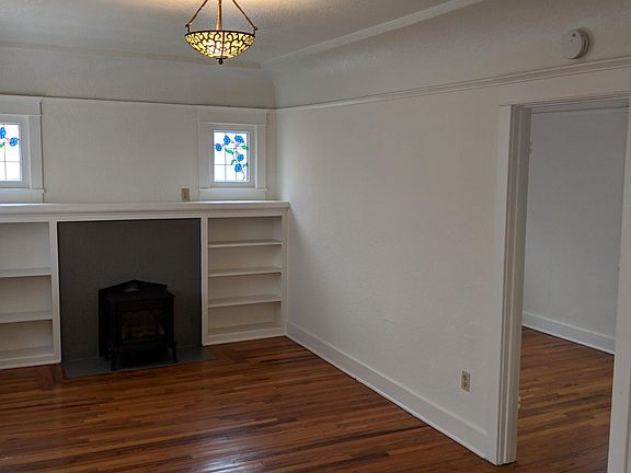 2nd image of 4657 Georgia St