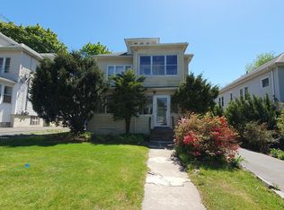 19-21 Sherbrooke Ave, Hartford, CT 06106