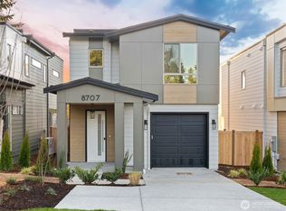 8707 126th Ave NE, Kirkland, WA 98033