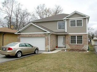 3922 N Park St, Westmont, IL