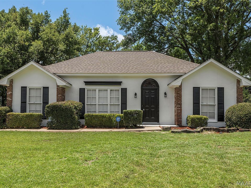 1st image of 2220 E Aberdeen Dr