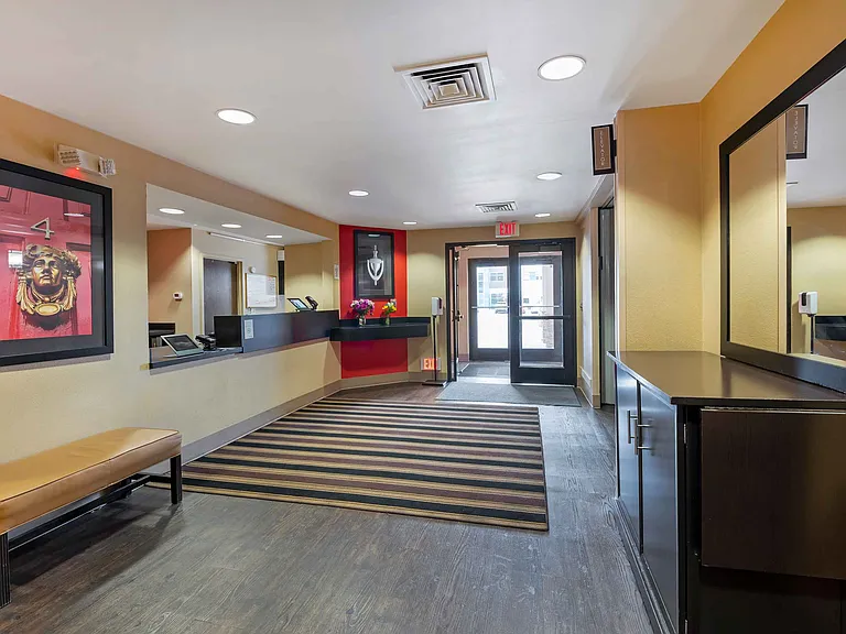 Lobby and Guest Check-in