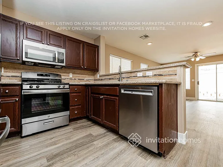 8433 Walker Gardens Pl — Photo 8