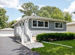 4005 N Lincoln St, Westmont, IL 60559