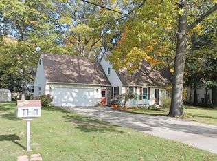 1370 W Hile Rd, Norton Shores, MI 49441