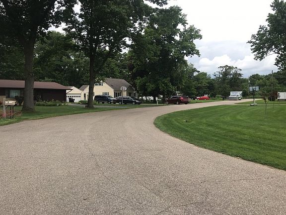 5th image of 33243 Thelma Ave