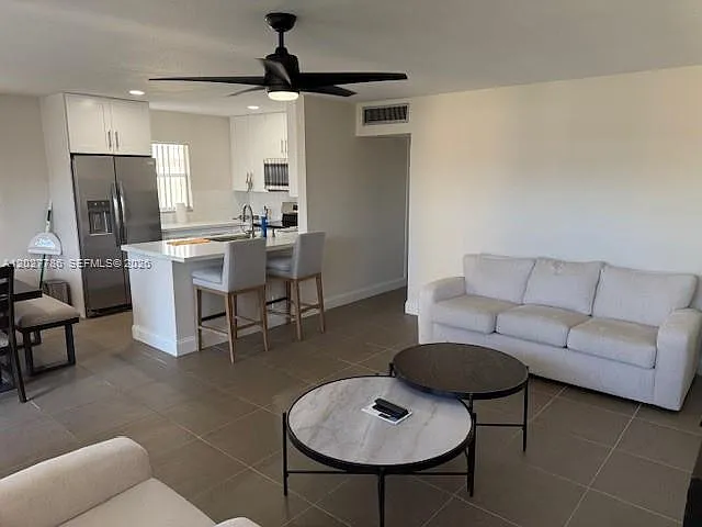 Kings Point Brittany Cond — Photo 2