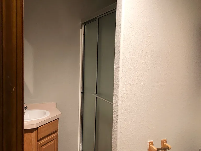 5334 Sparta Loop SE — Photo 12