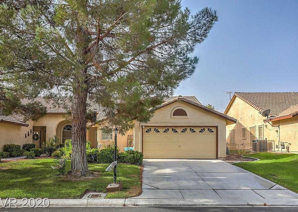 1st image of 4829 Cedar Lawn Way