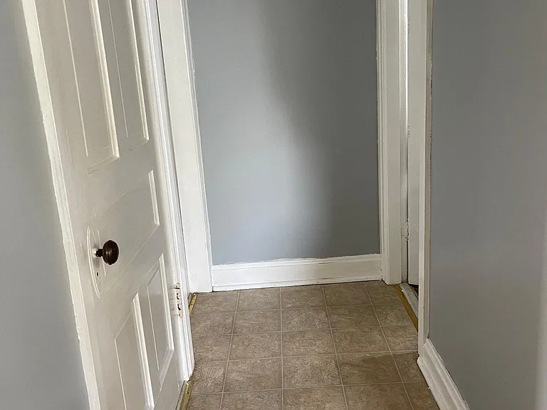 510 Summit Ave #1 — Photo 10