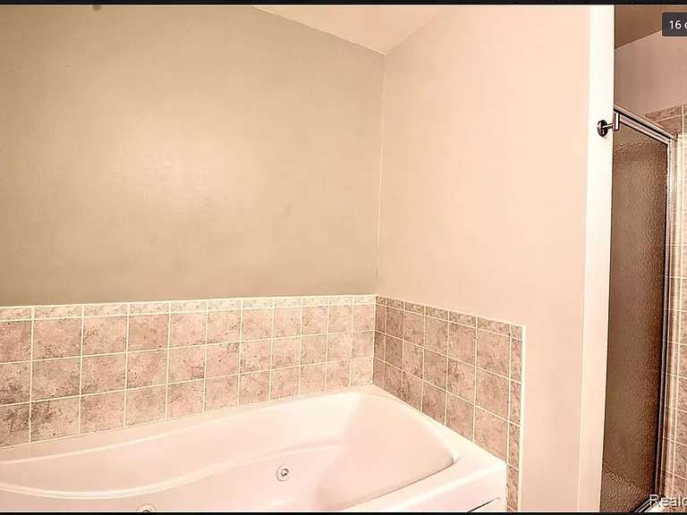673 Cherry Orchard Rd #135 — Photo 17