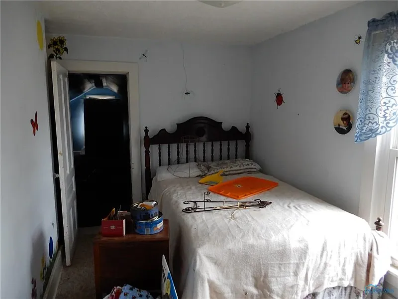 Thumbnail 13