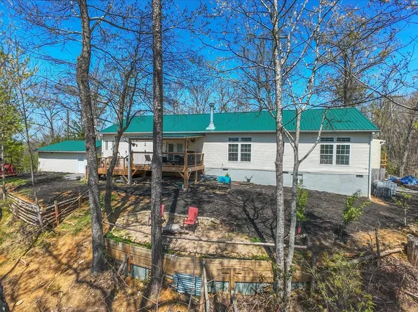 2169 King Hollow Rd, Sevierville, TN 37876