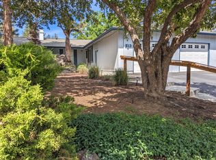 513 SE 6th St, Bend, OR 97702