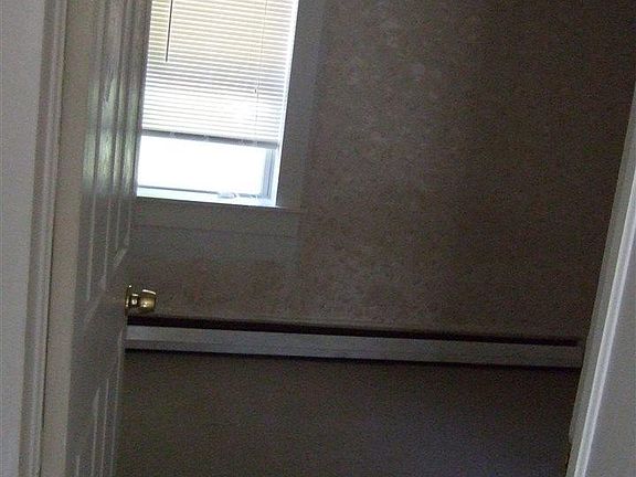 4th image of 7 Griswald St