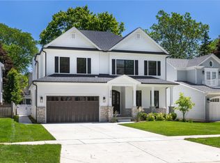 330 S Columbia St, Naperville, IL