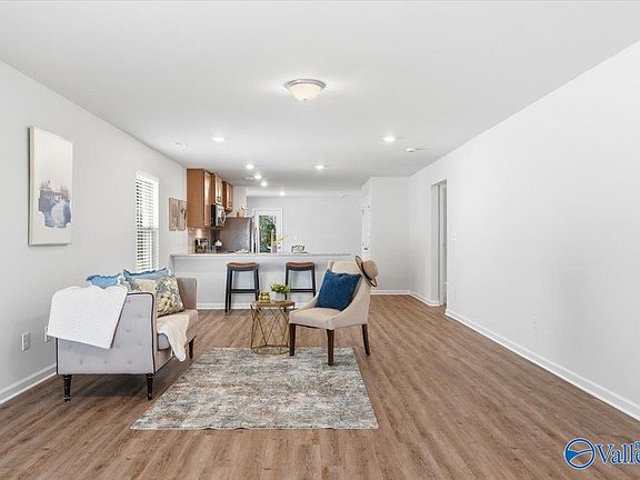 4th image of 14764 Ravenel Dr