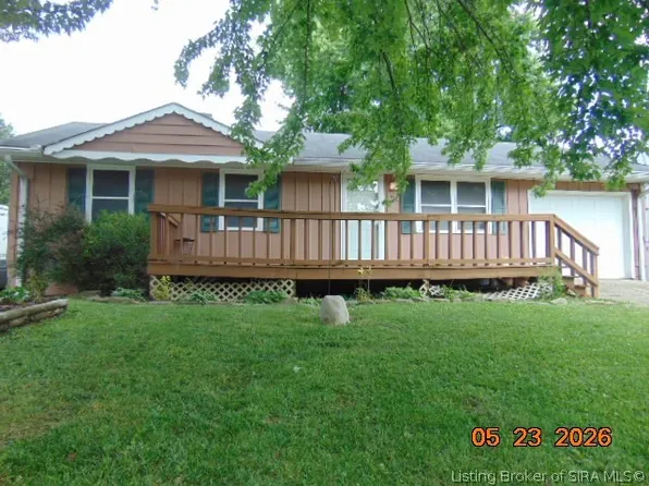 1710 Tennyson Drive, Clarksville, IN 47129